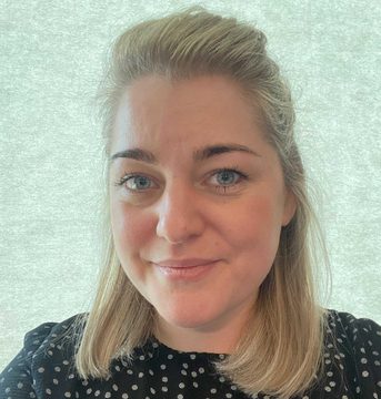 Amy Lowry w2316h3088autocompress2 Cformatfitcropdm1707313523s61d9664ab19e219e9cea88e859e8bd3d